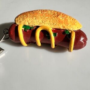 Vintage Realistic 3D Hot Dog Clip Resin Novelty Food Art Hand Painted nWOT